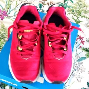 Hoka Shoes Elevon 2 Sz 7.5 Womens